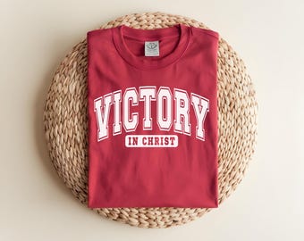Diseño SVG para camiseta cristiana "Victoria en Cristo" (descarga digital)