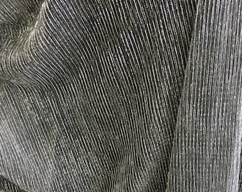 Zwart-zilver metallic netstof in vier richtingen met stretch, 60 inch breed