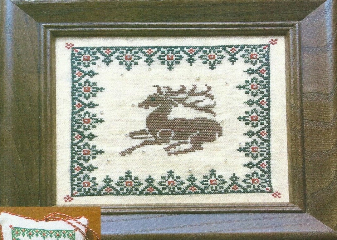 Christmas Deer Cross Stitch Pattern: Holiday Ornament - Etsy