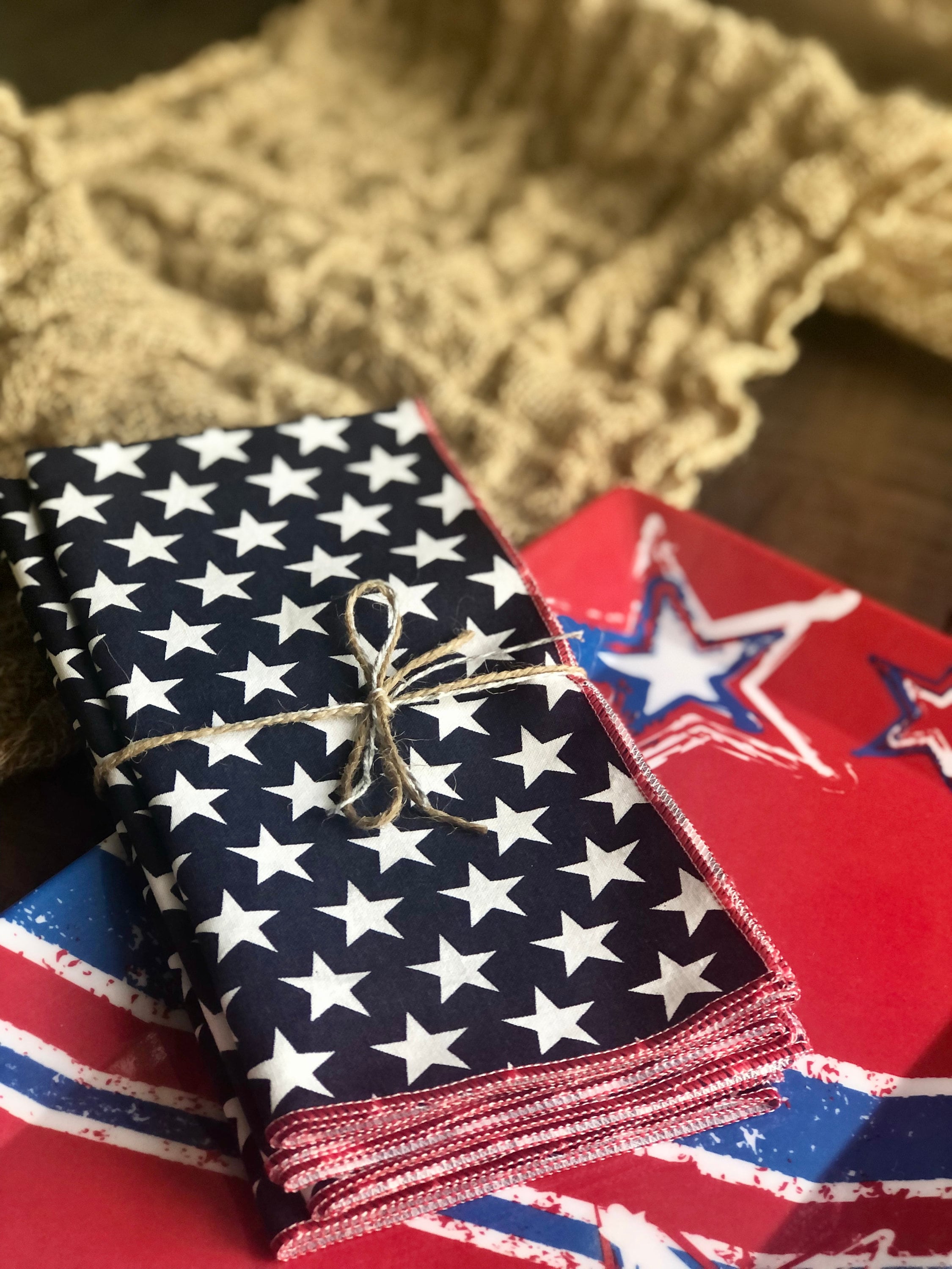 4th of July Cloth Napkins / Patriotic Table Decor / Americana Etsy