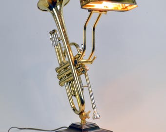 Vintage Cornet Lamp: Adjustable Brass Accent Light