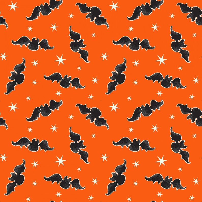 K&ouml;nnte beinhalten: Ein nahtloses Muster mit schwarzen Flederm&auml;usen auf orangefarbenem Hintergrund mit wei&szlig;en Sternen. Die Flederm&auml;use befinden sich in verschiedenen Positionen, einige fliegen, einige sind auf dem Kopf stehend und einige schauen sich an.