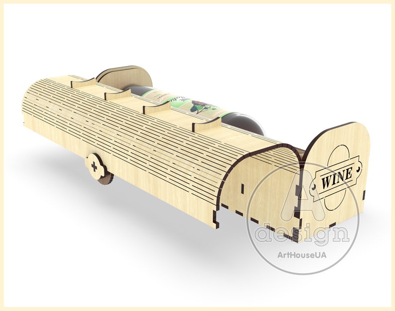 Puede incluir: Un porta botellas de vino de madera con un dise&ntilde;o de corte y la palabra "WINE" en el lateral. El porta botellas est&aacute; hecho de madera clara y tiene un acabado natural.