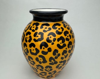 Jaguar Vase