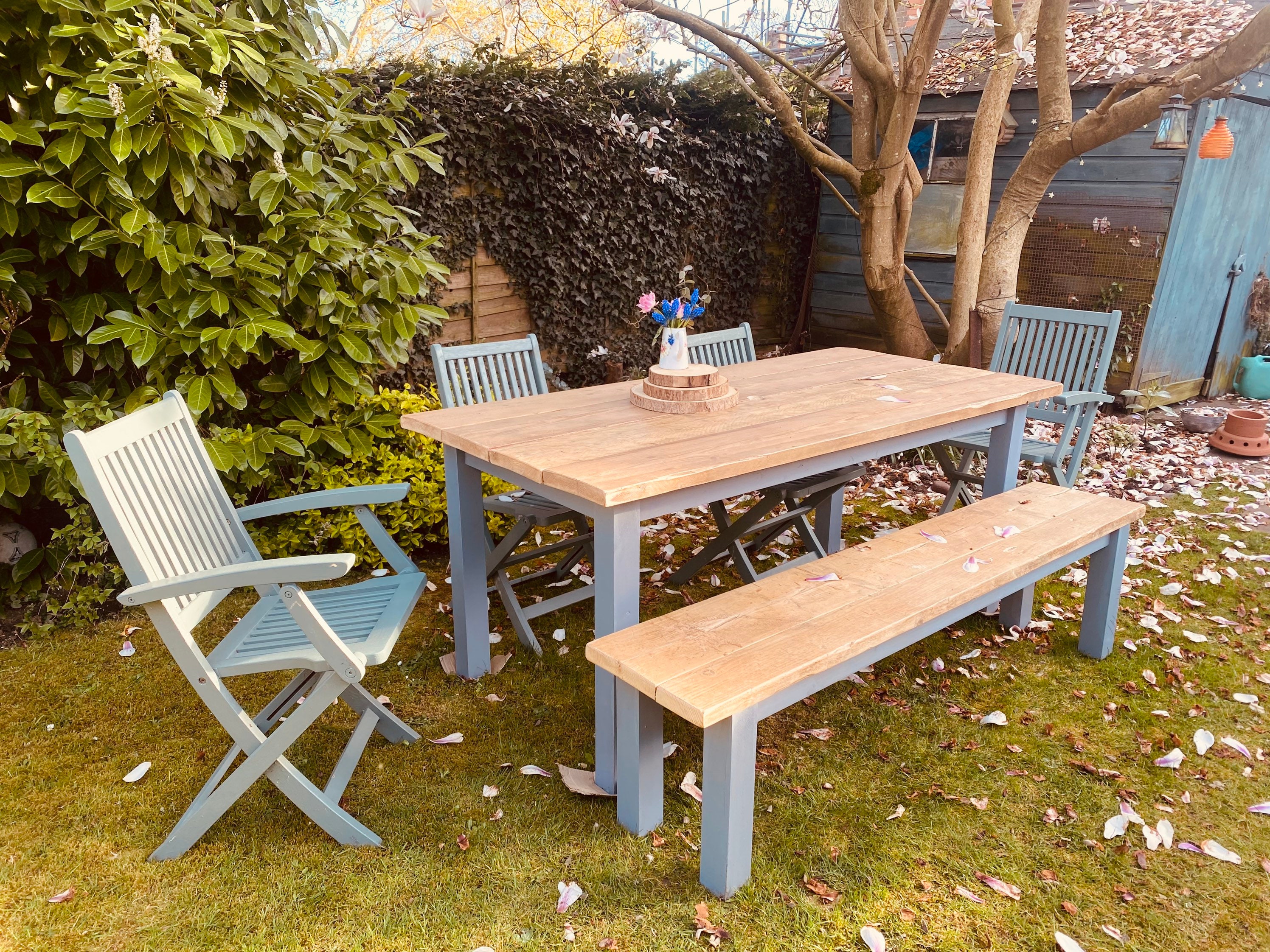 La Table À Manger Extérieure