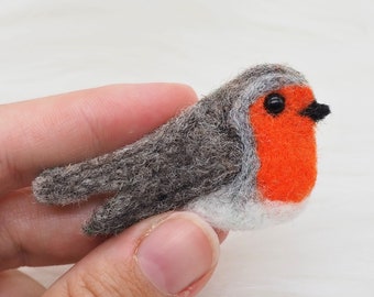 Orange Bird Felted Brooch Pin Animal, Craftbirds jewellery gifts, ROBIN gifts necklace