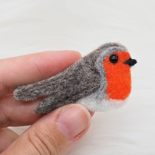 Orange Bird Felted Brooch Pin Animal, Craftbirds jewellery gifts, ROBIN gifts necklace