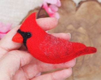 Cardinal Bird Brooch, Northern Red Handmade, Needle Felted Realistic Cardinal, Gift for ornithologist