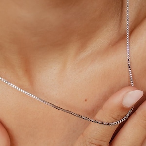 Delicate Stainless Steel Box Chain Necklace: Minimalist Jewelry