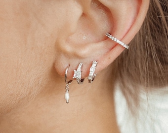 Boucles d'oreilles perle Huggie en argent sterling | Créoles en argent 925 avec breloque perle