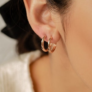 Pendientes de aro básicos de tamaño mediano / Pendientes de aro clásicos de plata de ley estilo minimalista