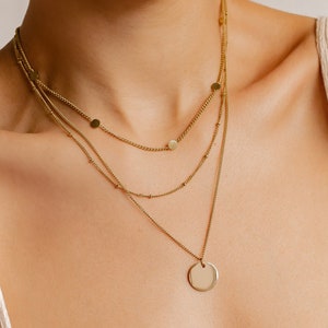 Circle Necklace Layering Set Gold/ Rose Gold Plated | Set of 2 Necklaces: Short Coin Necklace and Double Layered Necklace Disc Pendant