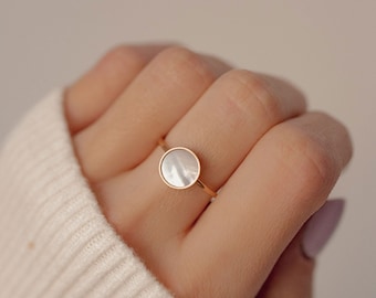 Shell Circle Ring Rose Gold Gold Silver in 3 Colors | Delicate Stackable Ring Thin Rose Gold Ring Waterproof Ring