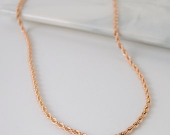 Collier chaîne torsadée en or rose | Collier corde fine en acier inoxydable