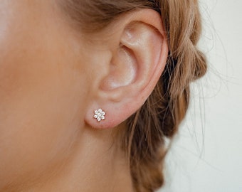 Boucles d'oreilles à tige Sunburst en argent sterling | Petites Boucles D'Oreilles Tige Fleur En Argent Avec Pierres Précieuses