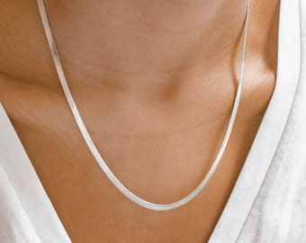 Snake Chain Necklace in Silver Colour | Delicate Necklace Stainless Steel