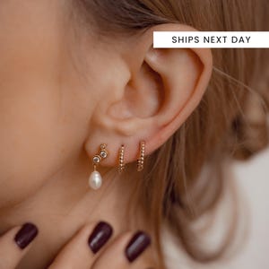 14K massief gouden kralenoorbellen: waterdichte sieraden afbeelding 1