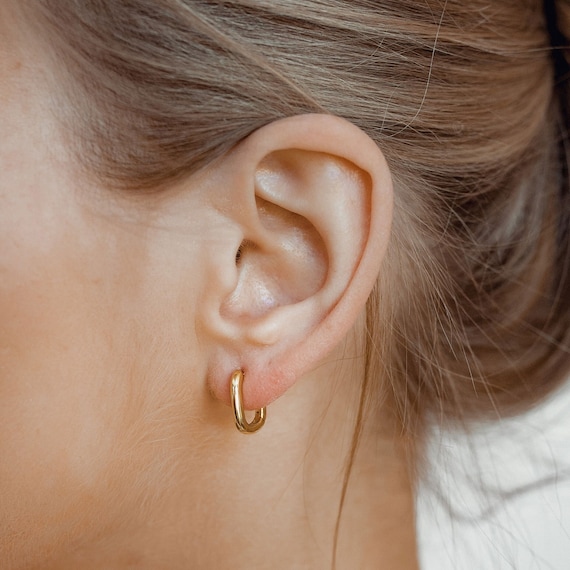 Oval Huggie earrings Oval Huggie earrings
