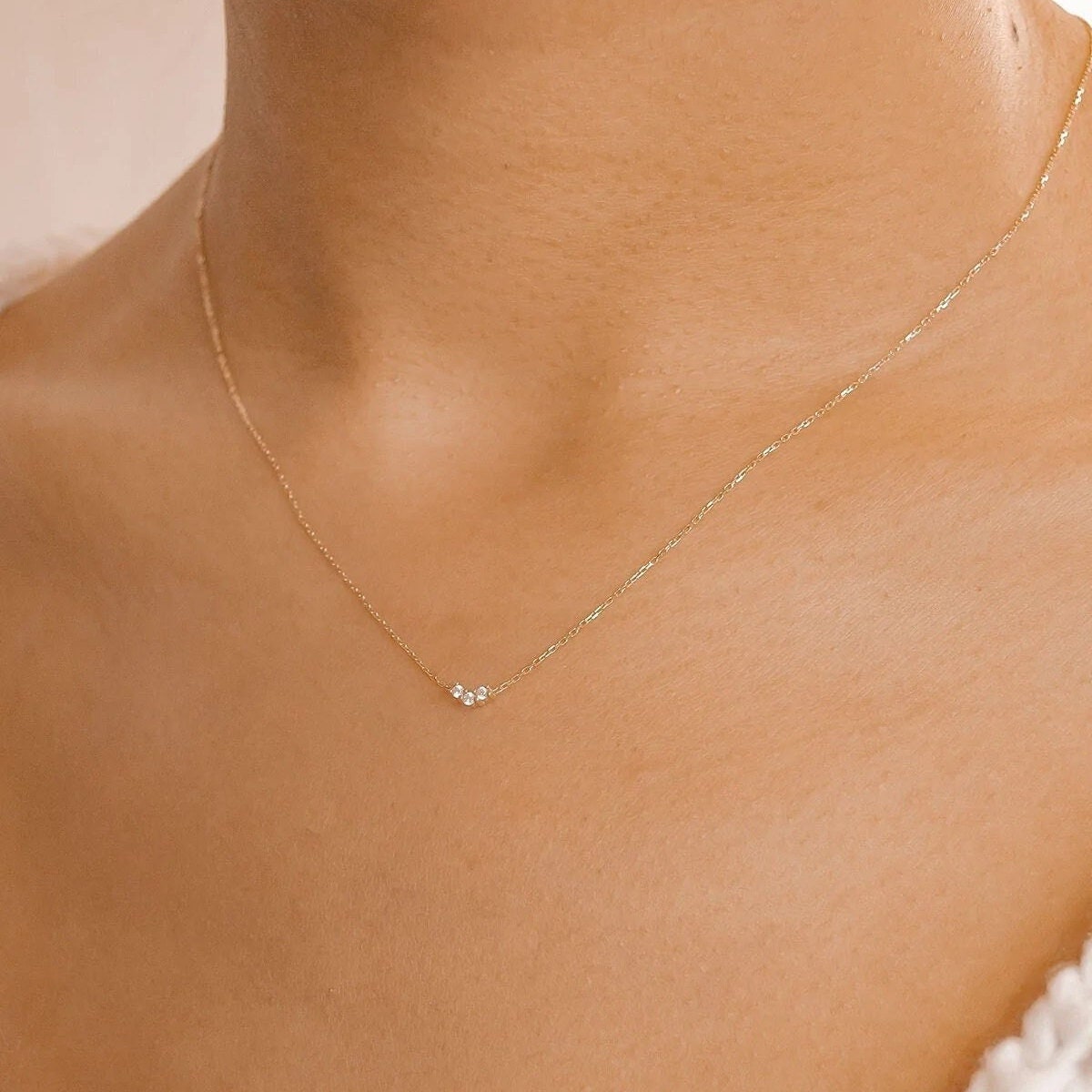 585 gold necklace price online