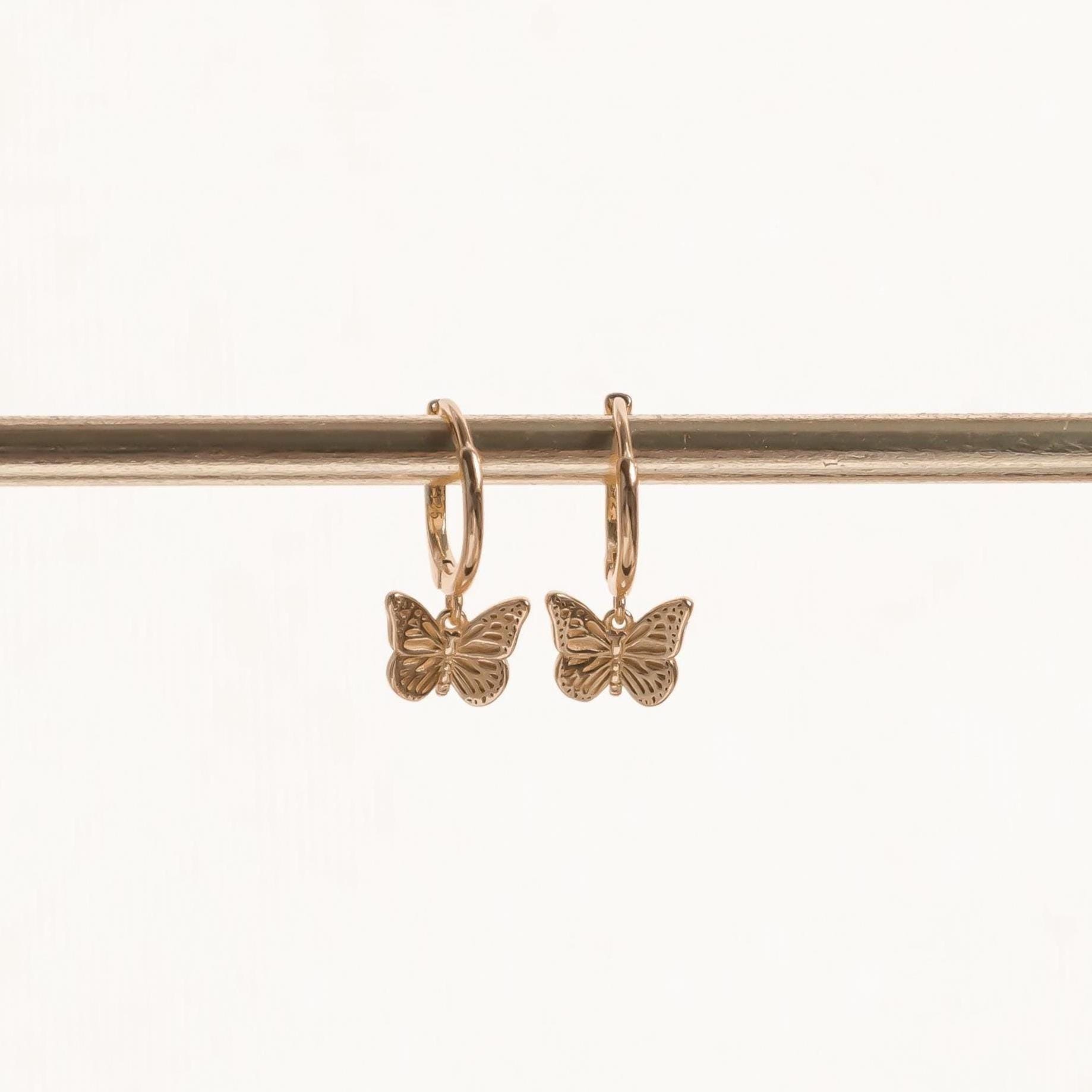 Orecchini A Cerchio Pendenti In Argento Per Donne | Set Con Ciondoli Farfalla, Croce, Cuore E Stella | Ipoallergenici E Regalo In Confezione - 2