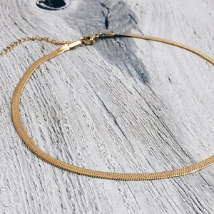 Choker Kette Fischgräte in Goldfarbe Schlichte Kette ohne Anhänger aus Edelstahl Bild 8