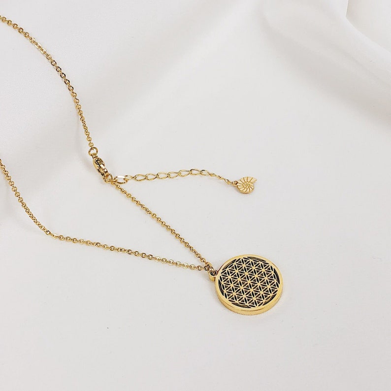 TEAMER Lotus Halskette – Blume Des Lebens Anhänger Aus Edelstahl, Inspirierender Schmuck Für Frauen, Teens & Mädchen