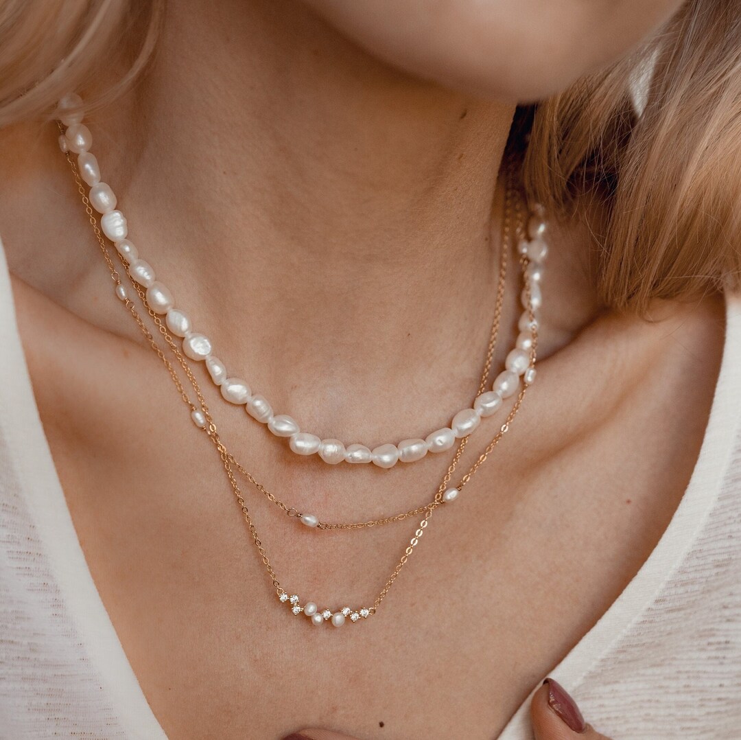 The Pearl Cluster Necklace