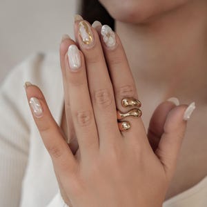 Sculptural Oversize Ring Tarnish-free | Chunky Statement Ring for Best Friend | Irregular Ring Shaped | Spiraled Ring Bold