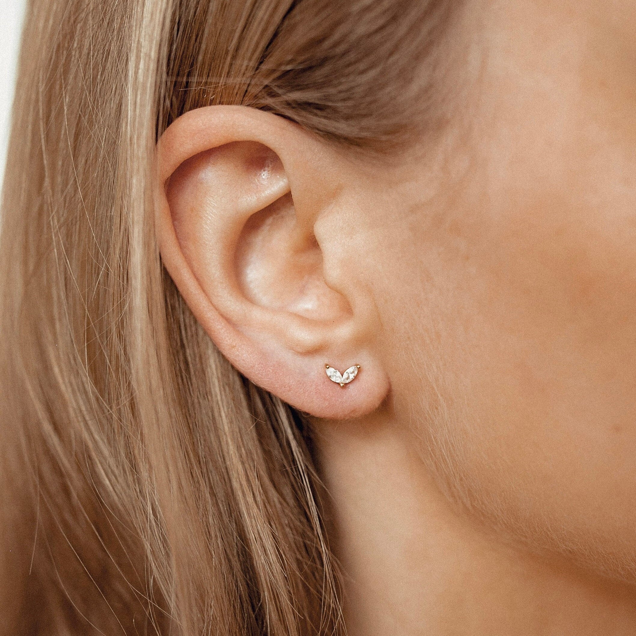 375 gold earrings discount