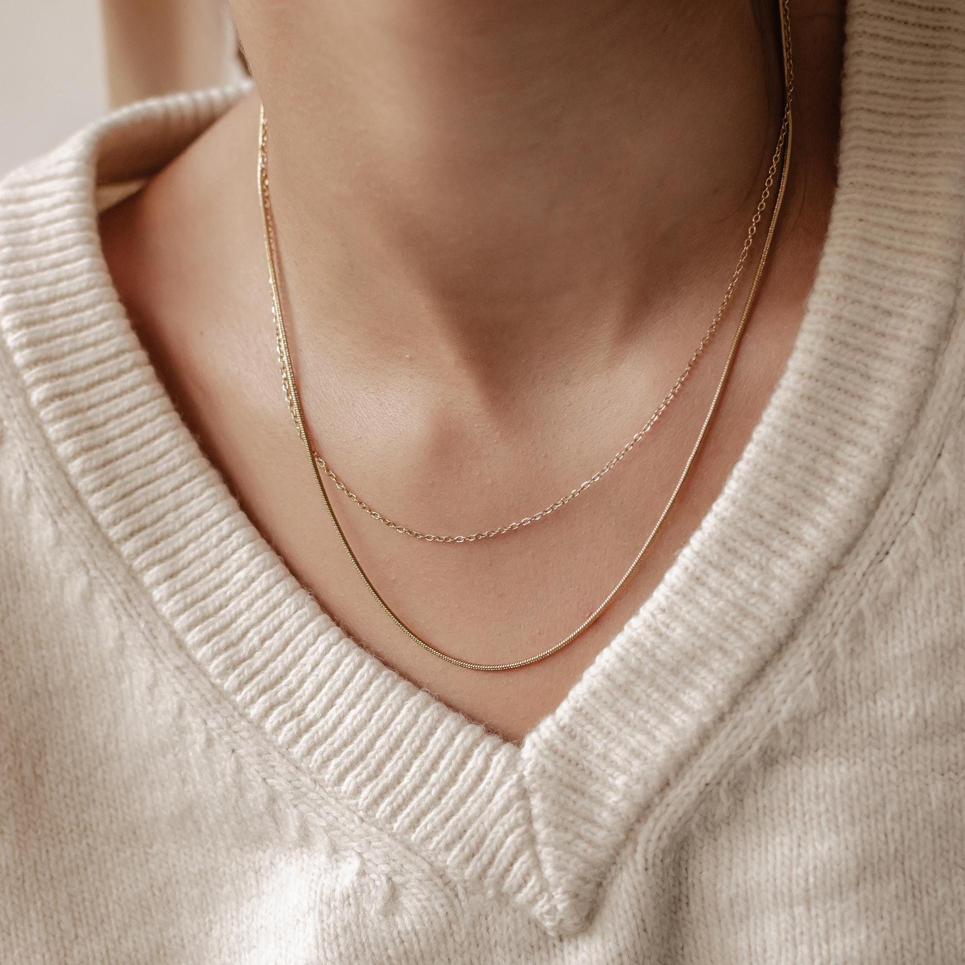 Collana lariat riempita in oro 18 carati: catena a spina di pesce a forma di serpente con pendente a Y - Italia