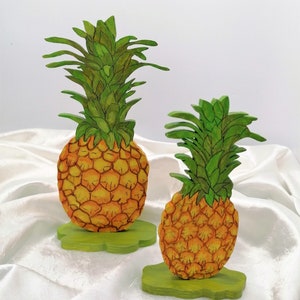 Décoration d'été en bois deux ananas H 23 ou 17 cm fait main de Bavière décoration de table d'été en bois cadeau fruit fruit image 1