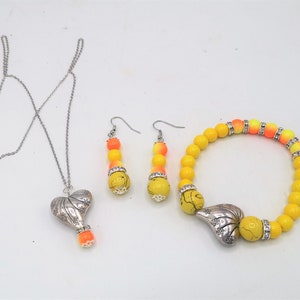 Pearl jewelry - 3-piece set yellow orange - chain bracelet and earrings the necklace is made of stainless steel 50 cm Summer Jewelry Fashion Mother's Day