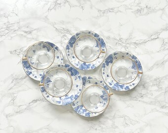 Kuriyama Japon - Nice set consisting of a glass cup and a porcelain saucer with blue flowers