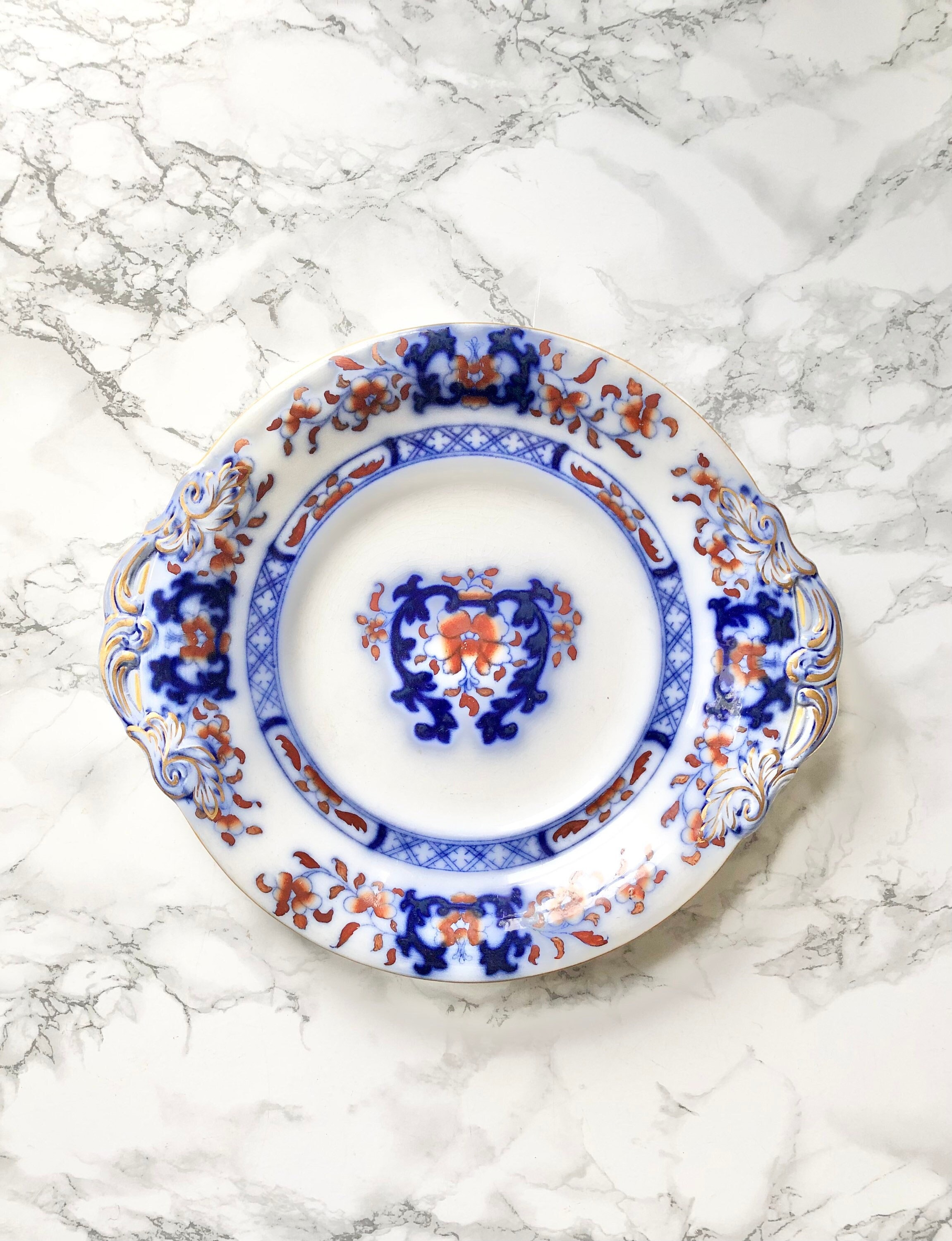 Minton - Plat Rond Ancien en Porcelaine à Décor Bleu et Rouge de Fleurs