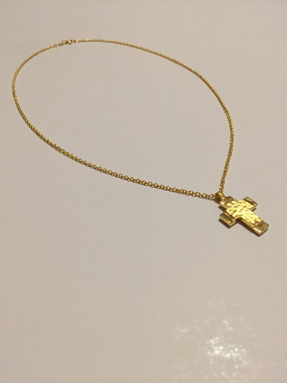 Handmade gold cross, 14 karats, signed at the back side, with gold 14 karat chain, made to order