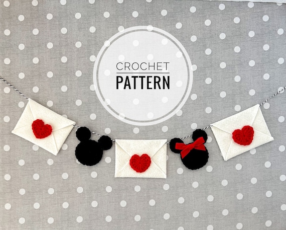 Mickey and Minnie Valentine Crochet Garland Pattern (PDF Pattern)