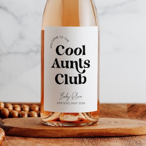 Pregnancy Announcement Wine Label. Cool Aunts Club. Baby Announcement. Baby Reveal. Pregnancy Reveal. Auntie to be. Pregnant.