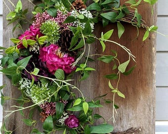 Floral Crescent Moon Wreath/Celestial Nursery Decor/Whimsical Fairycore Art/Gothic Cottagecore/Witchy Woodland Altar Meditation Hanging