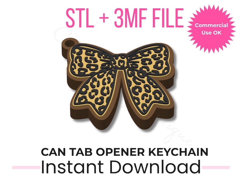 Puede incluir: Un llavero abridor de latas en forma de lazo marr&oacute;n y beige con un dise&ntilde;o de estampado de leopardo. La imagen incluye el texto "STL + 3MF FILE", "CAN TAB OPENER KEYCHAIN" e "Instant Download". Un gr&aacute;fico de estrella rosa dice "Commercial Use OK".