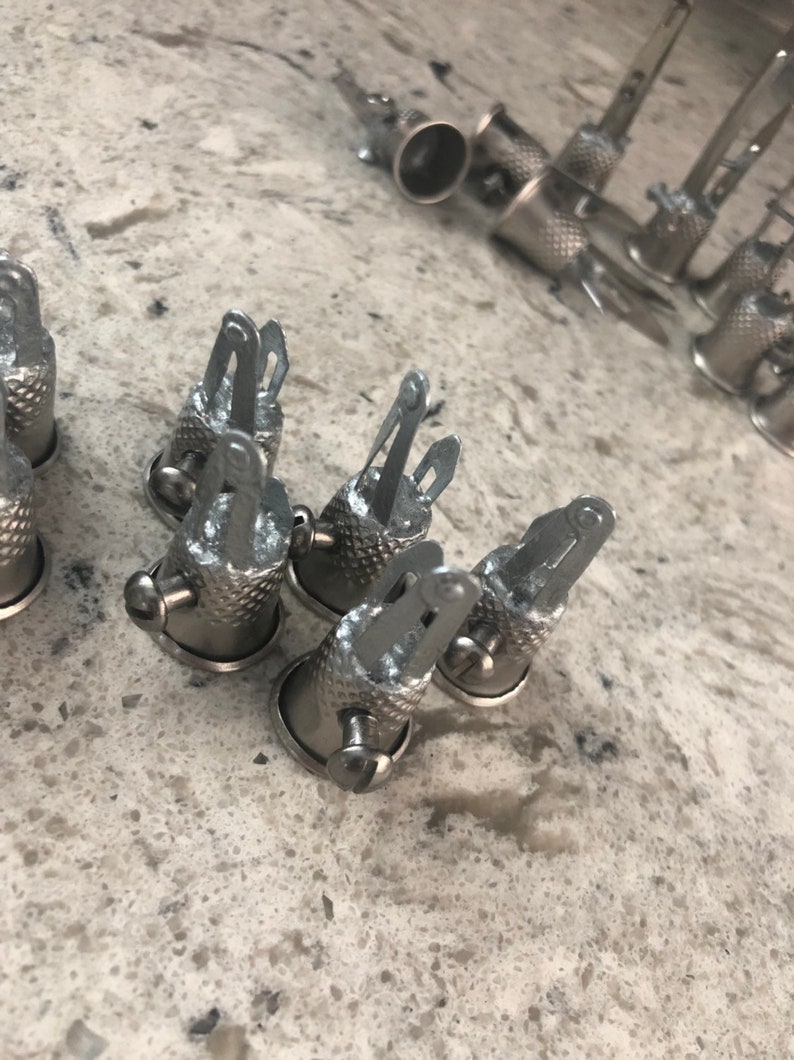 Kid Catwoman Claws