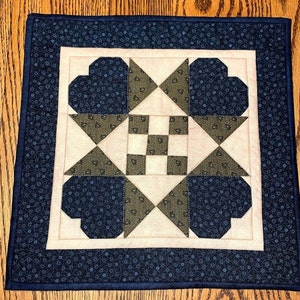 13&quot; x 13&quot; Quilted Heart Table topper or wall hanging