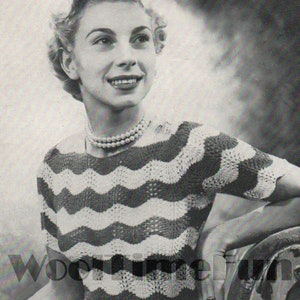 Knitting Pattern Womens Vintage 1940s Ripple Striped Chevron Design Sweater.