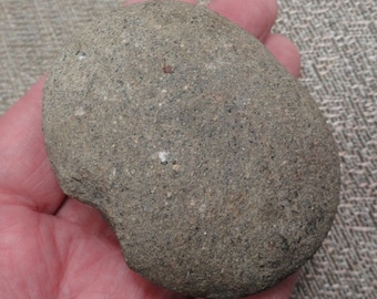 Bonita y auténtica pesa neta de piedra dura hallada en Ohio. Artefacto, reliquia o punta de flecha.