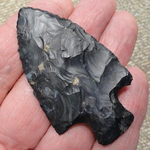 Super Nice Coshocton Hopewell Point / Ohio / Artifact / Relic / Arrowhead
