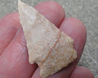 Nice Authentic Birdpoint Arrowhead Found in Missouri / Artifact / Relic / Arrowhead