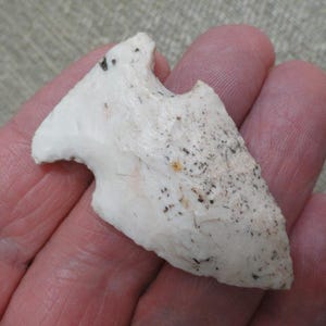 Nice Authentic Archaic Sidenotch found In Illinois / Artifact / Relic / Arrowhead
