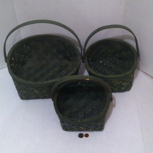 Vintage Set of 3 Green Matching Baskets, The Biggest is 13 x 13 x 6, Stacking, Fruit Display, Flower Display, Home Decor, Shelf Display
