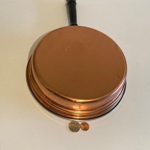 Vintage metalen koperen en messing pan, pot, 15 1/2 &quot; lang en 9 1/2 &quot; x 2 1/2 &quot;, keuken decor, plank display