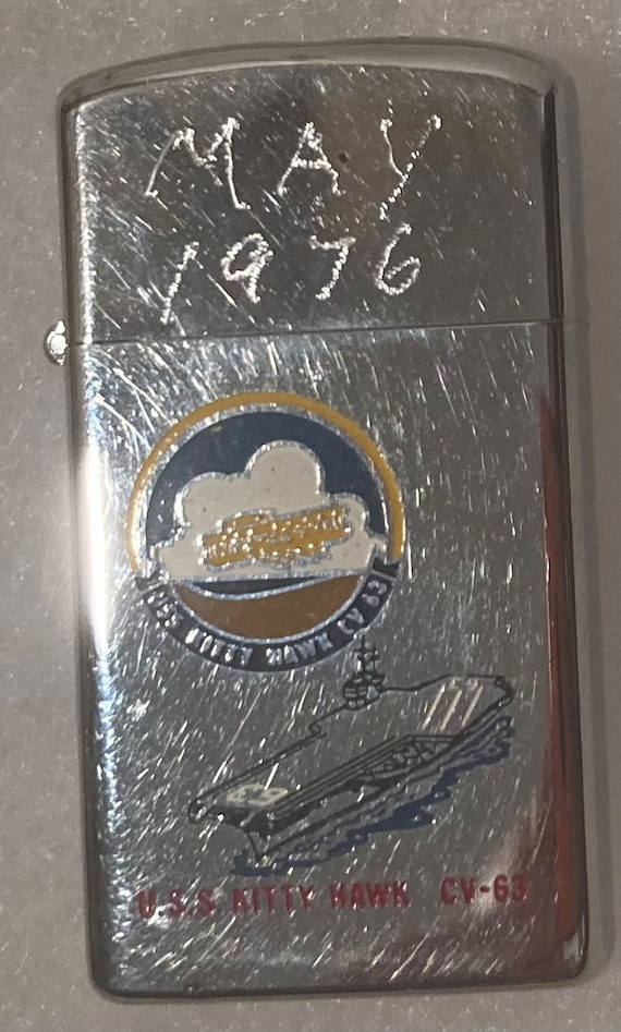 ZIPPO USS KITTY HAWK CV-63 VINTAGE 1983 SLIM LIGHTER W
