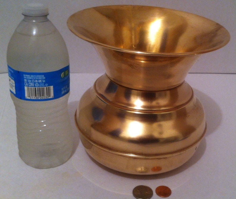 Vase Table Display Vintage Metal Brass Planter Home Decor 7 12 x 7 Shelf Display